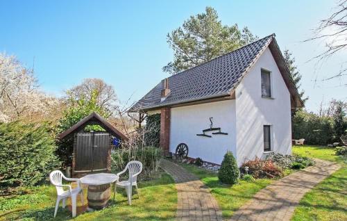 Gorgeous Apartment In Klausdorf With Wifi