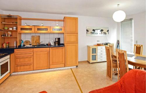 Lovely Apartment In Walow Ot Strietfeld With Lake View