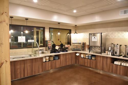 Ontario Airport Inn in Ontario