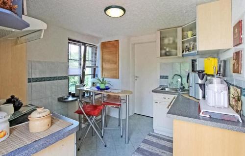 1 Bedroom Lovely Home In Plau Am See