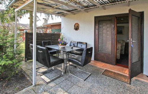 2 Bedroom Pet Friendly Home In Ueckermnde Ot Bellin