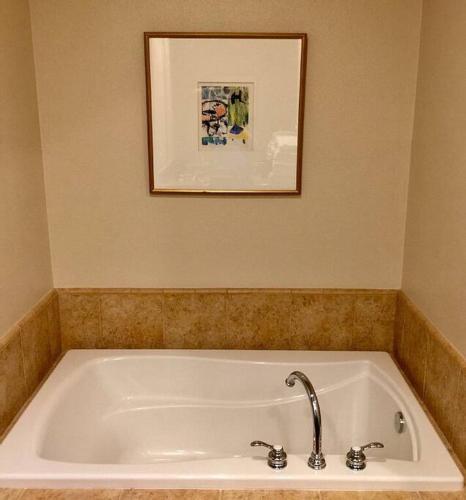 Resort King Studio with Private Balcony 064622 in La Quinta, USA