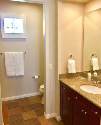 Resort King Studio with Private Balcony 064622 in La Quinta, USA