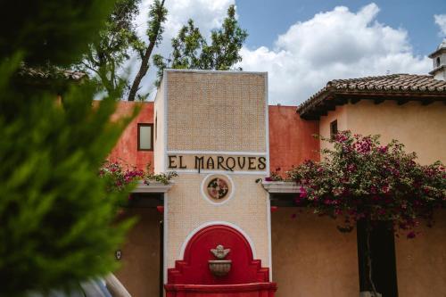542980385 All Suite El Marques de Antigua
