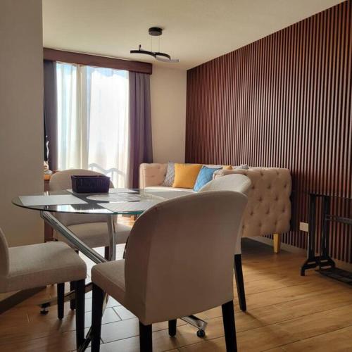 Elegante apartamento cerca de Embajada de los EEUU y Cayala in Zone 17