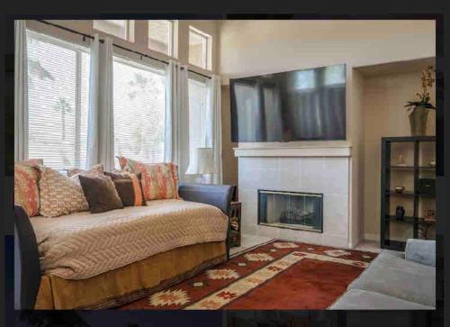 Southwestern Charm In Rams Hill in Borrego Springs, USA