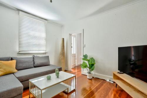 Close to City 3 Bedroom House Surry Hills 2 E-Bikes Included