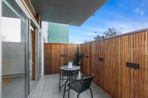 Modern 2-Bed Apartment Near St Kilda Beach