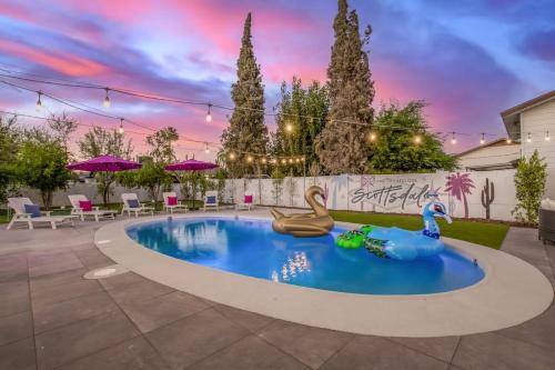 Viva Las Scottsdale by Scottsdale Beach Club - NEW