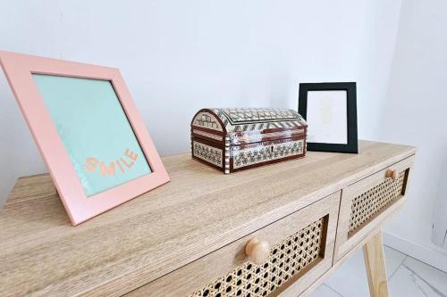 Lilas Rose in โทนง-เล-แบ็ง