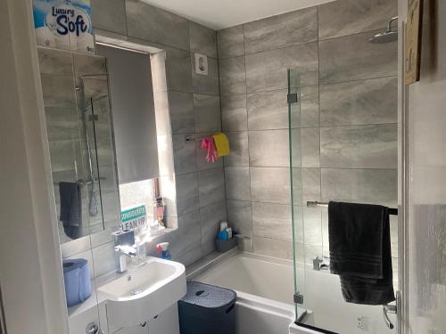 Newtons Lodge Room Type - Three-Bedroom Apartment