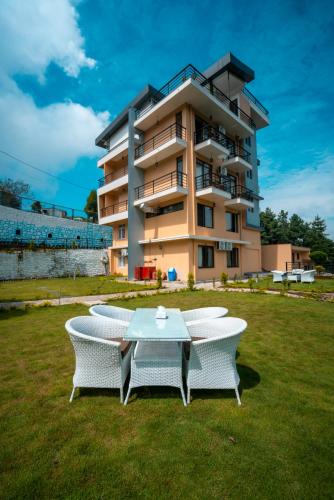 Hotel Atithi Satkar - Tap to explore photos