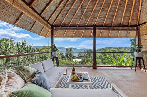 Idyllic Whitsunday Holiday Home with amazing views