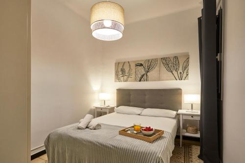 Bbarcelona Sagrada Familia Garden Apartment - image 11