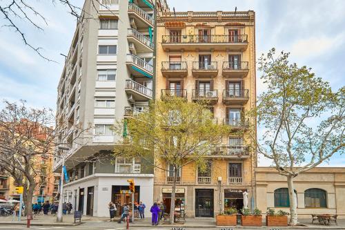Bbarcelona Sagrada Familia Garden Apartment - image 10