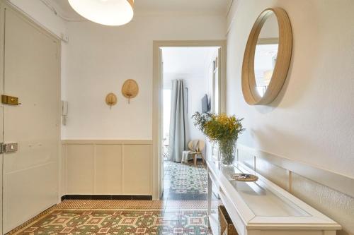 Bbarcelona Sagrada Familia Garden Apartment - image 8