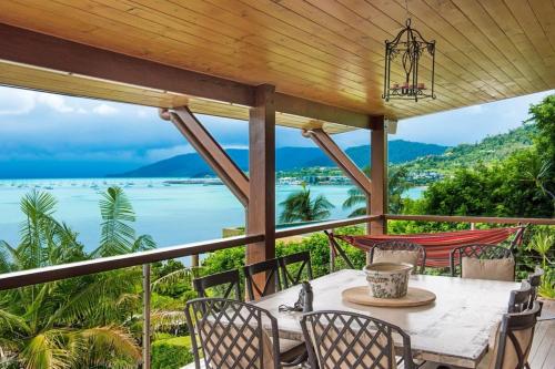 Amazing Whitsunday Views at High Tide