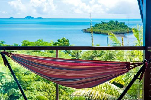 Amazing Whitsunday Views at High Tide