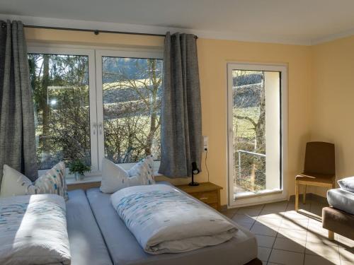 Large apartment in the beautiful Sauerland with garden patio and sauna