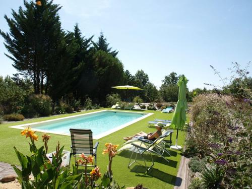 Lovely cottage in Peyzac le Moustier with Terrace