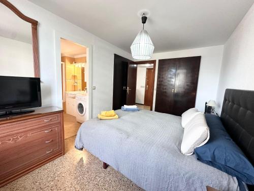 NOG - Apartment with Terrace and Pool in the Heart of Torremolinos - AC and Lift, Torremolinos (zdjęcie 6)