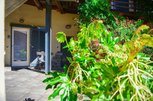 Viesnīcas āriene, La Casa dei Laghi 2 - near JRC, Leonardo & Lago Maggiore in Mercallo