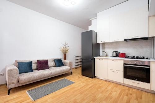 Steps2 Old Town & Metro - Heart of History