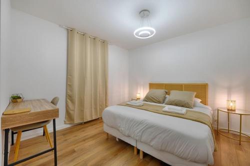 Welcome to Forest House in Marly-le-Roi