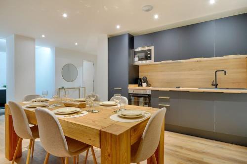 Welcome to Forest House in Marly-le-Roi
