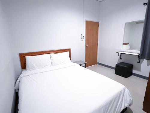 The Room Relax near Suphattra Land