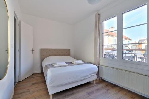 Welcome to Lucie House in Marly-le-Roi