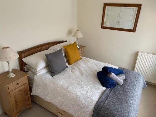 Oak Cottage cosy 5 bed sleeps 8 - dogs welcome