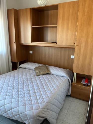 Double or Twin Room image 6