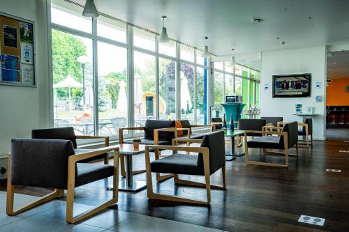 ทัศนียภาพภายนอกโรงแรม, ฮอลิเดย์ อินน์ เอ็กซ์เพรส สตราสบูร์ก - ซูด บาย IHG (Holiday Inn Express Strasbourg - Sud By IHG) in ไกสพอลไชม์