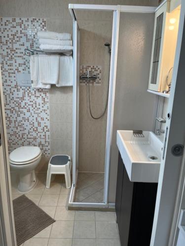 Triple Room image 8