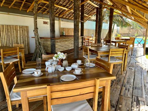 레스토랑, Bombay Bicycle Club Bentota in 인두루와