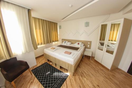 Hotel Hayat - image 4