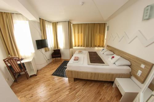 Hotel Hayat - image 7
