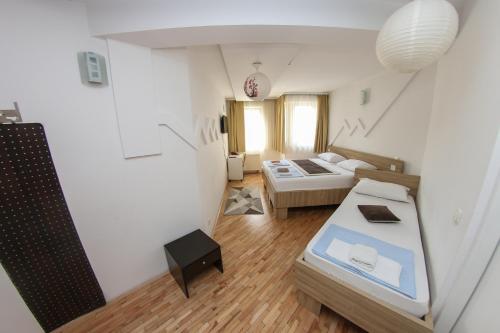 Hotel Hayat - image 9