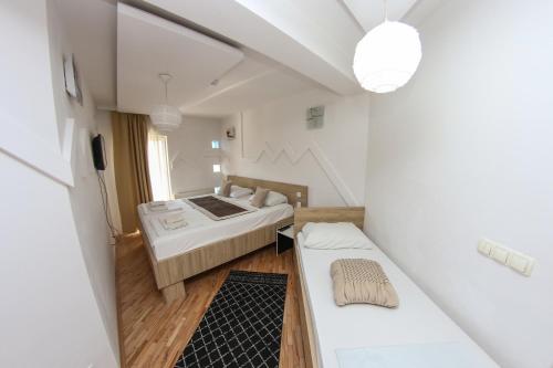 Hotel Hayat - image 6