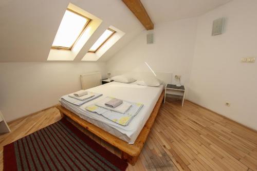 Hotel Hayat - image 2