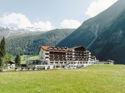 Hotel Weisseespitze - Kaunertal