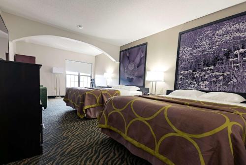 Super 8 by Wyndham High Point/Greensboro in High Point, USA
