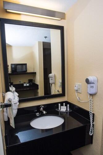 Fairfield Inn & Suites by Marriott Boston Milford in Milford, USA
