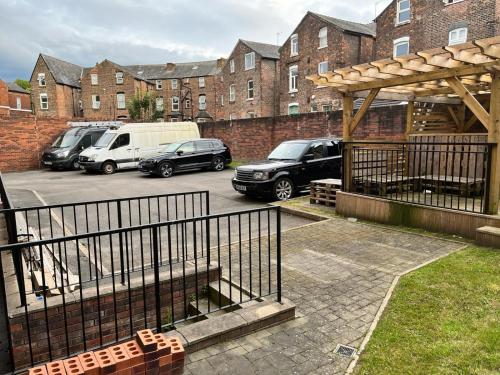 Lovely 4 bed (sleeps 8) apartment close to city, Manchester (fotografie 3)