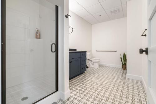 Young Suite in Millersburg, USA