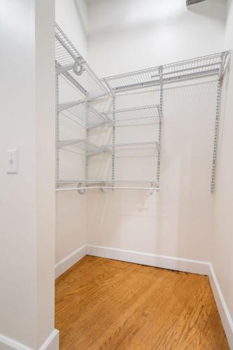 Young Suite Young Suite