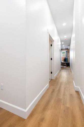 Young Suite Young Suite