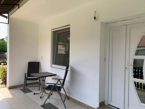 Létesítmények, Sárdoár Vendégház (Sardoar Vendeghaz) in Abádszalók