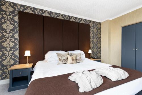 Dornoch Castle Hotel - image 2
